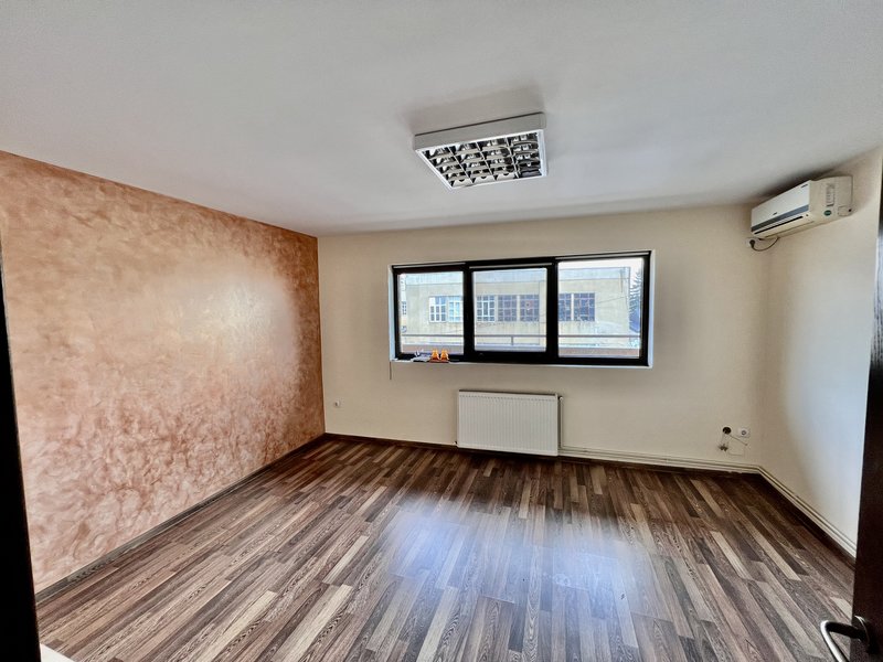 Piata Iancului, spatiu tip duplex 6 camere, vila noua (P+3), etaj 2-3/3.