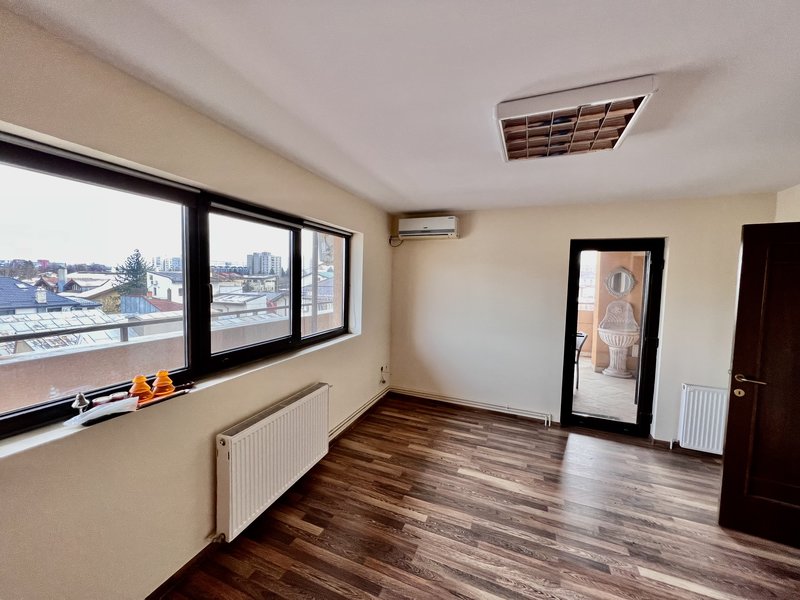 Piata Iancului, spatiu tip duplex 6 camere, vila noua (P+3), etaj 2-3/3.