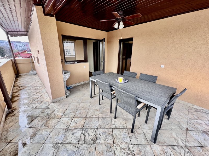 Piata Iancului, spatiu tip duplex 6 camere, vila noua (P+3), etaj 2-3/3.