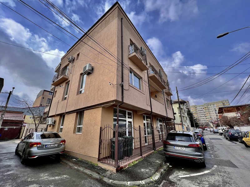 Piata Iancului, spatiu tip duplex 6 camere, vila noua (P+3), etaj 2-3/3.
