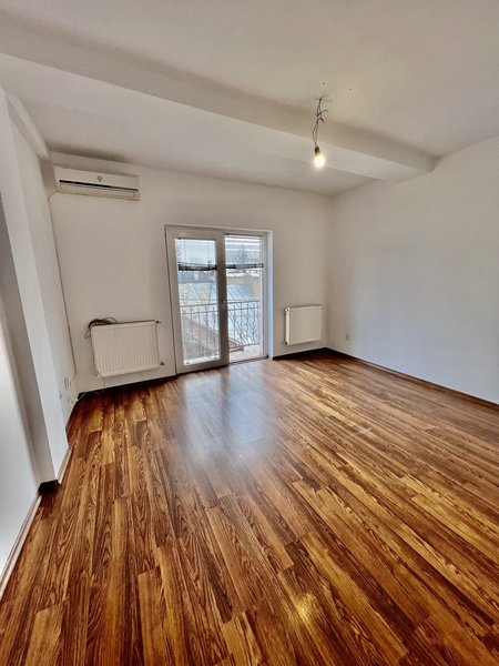 Piata Iancului, spatiu tip duplex 6 camere, vila noua (P+3), etaj 2-3/3.